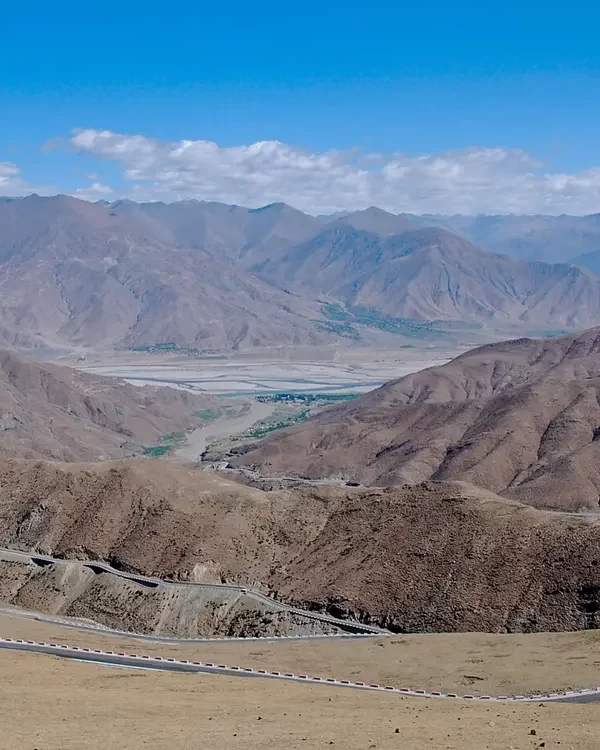 Lhasa to Kathmandu Cycling Tour