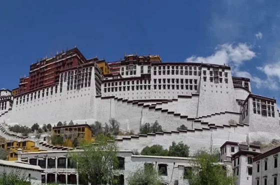 Lhasa to Kathmandu Cycling Tour