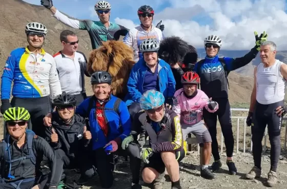 Lhasa to Khamaba Base Camp Bicycle Tour